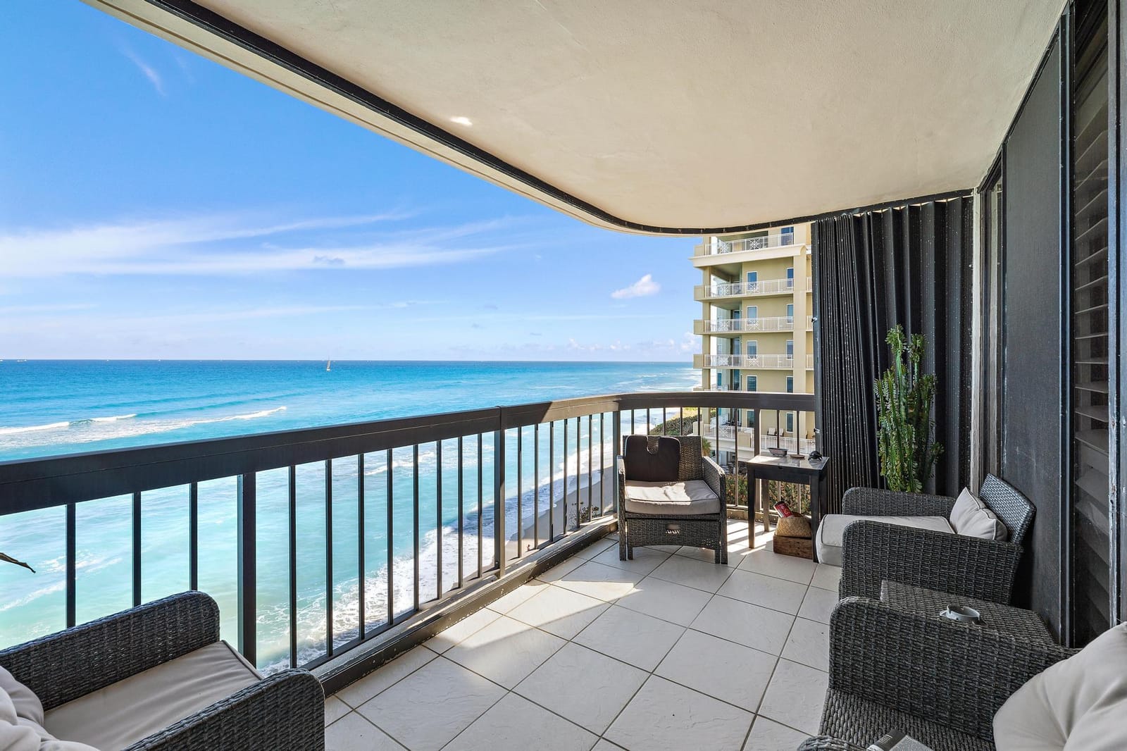 5380 N Ocean Drive 6d — photo 4