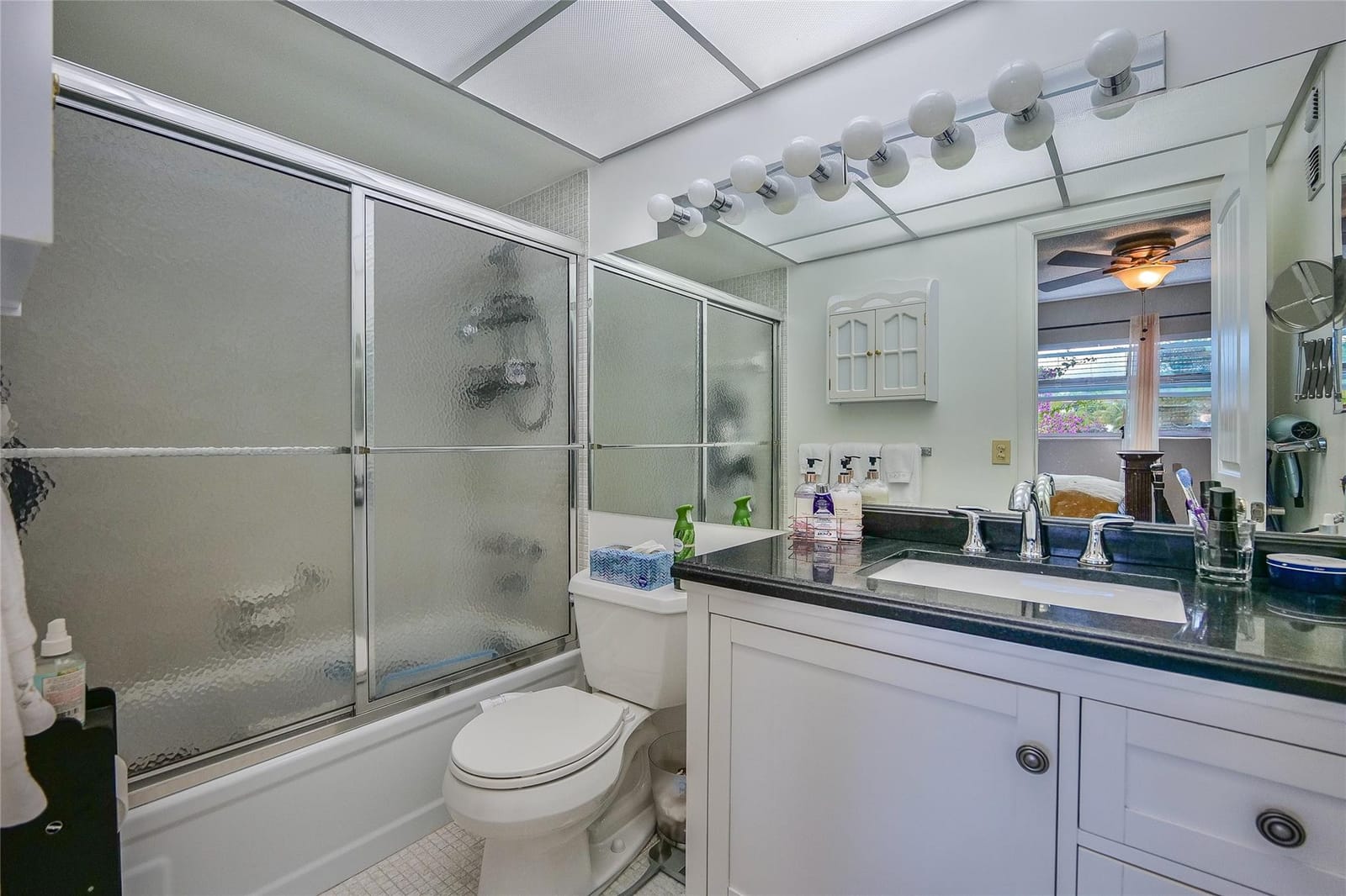 3505 NW 48th Avenue 404, Lauderdale Lakes, FL 33319 photo 16