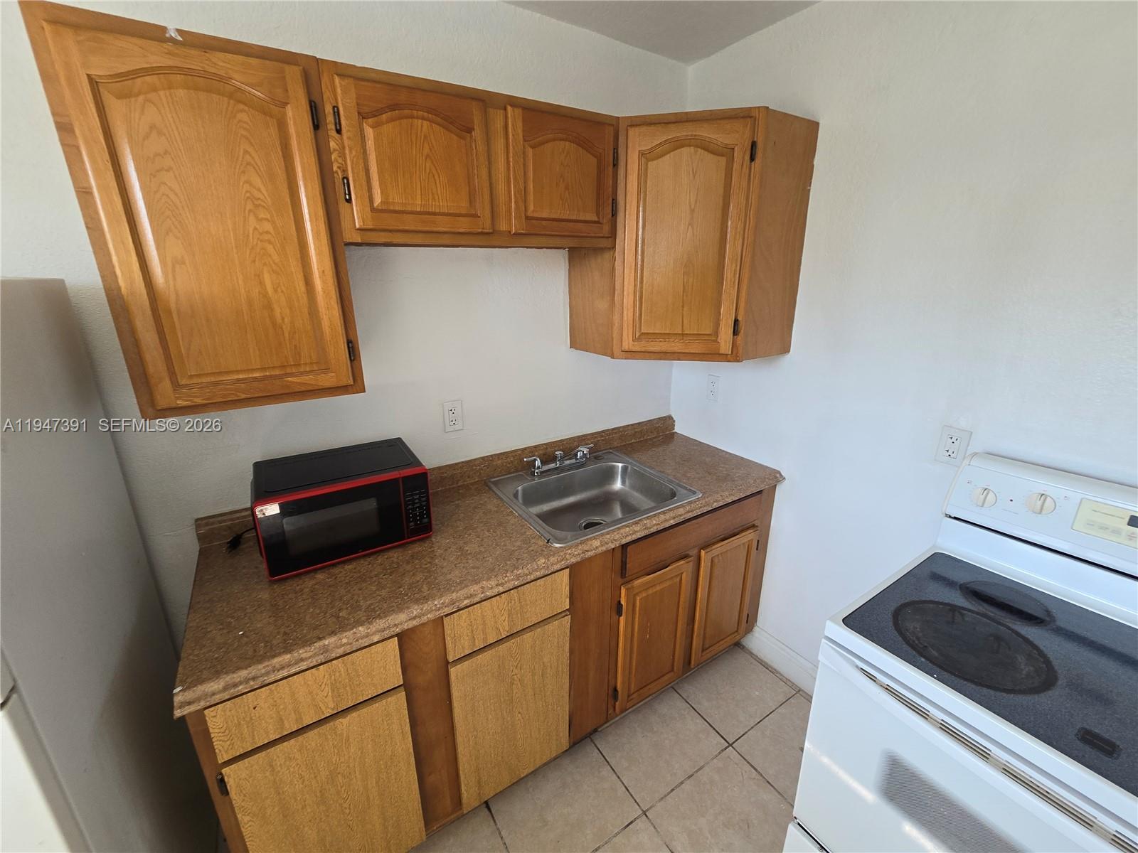 535 NW 7th Street 10, Miami, FL 33136, Miami
