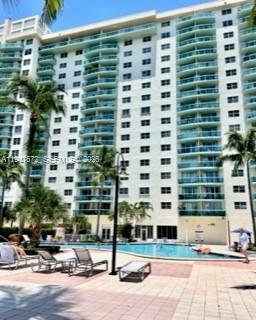 19390 Collins Avenue 219, Sunny Isles Beach, FL 33160, Sunny Isles Beach