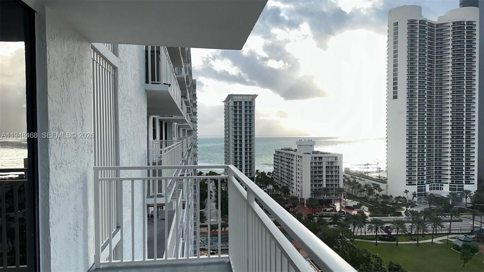 210 174th Street 1909, Sunny Isles Beach, FL 33160 photo 22