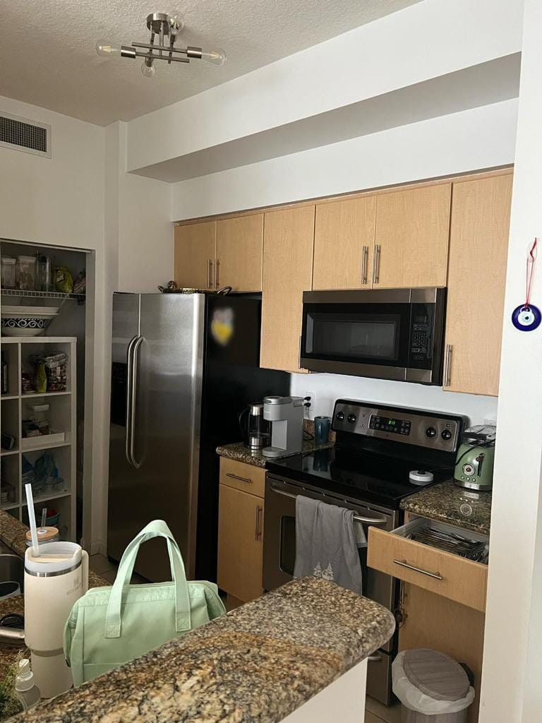 2401 NE 65th Street 608 — photo 8