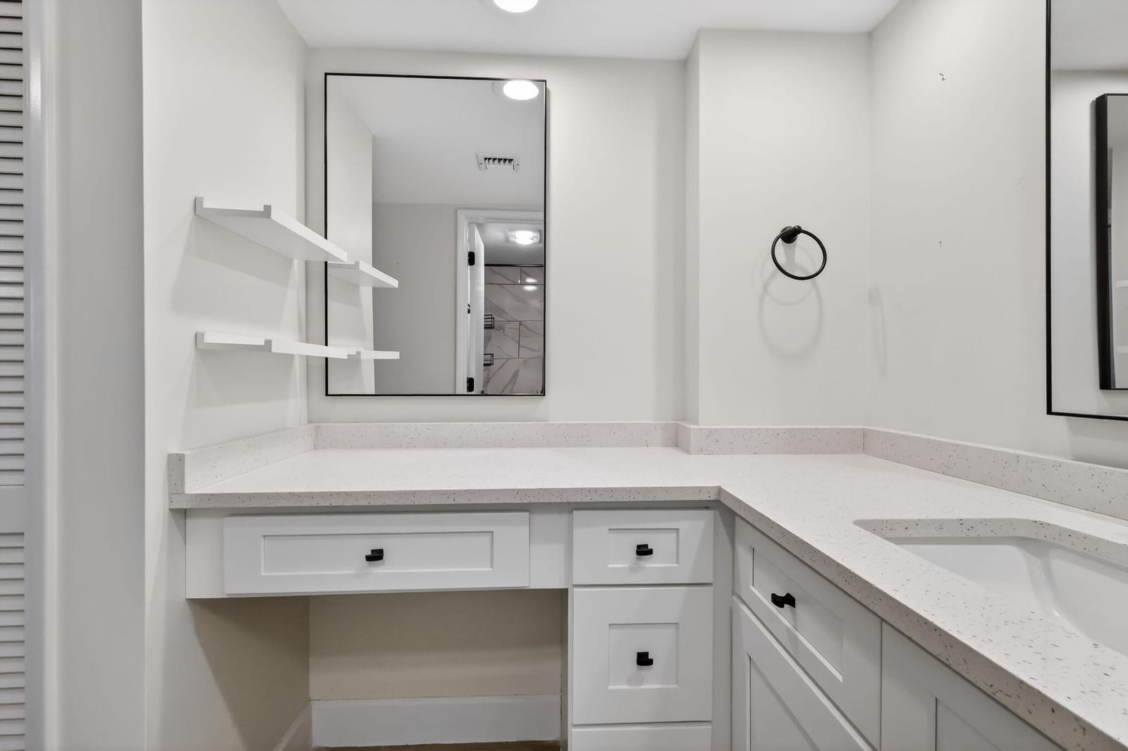 545 Oaks Lane 409, Pompano Beach, FL 33069 photo 13