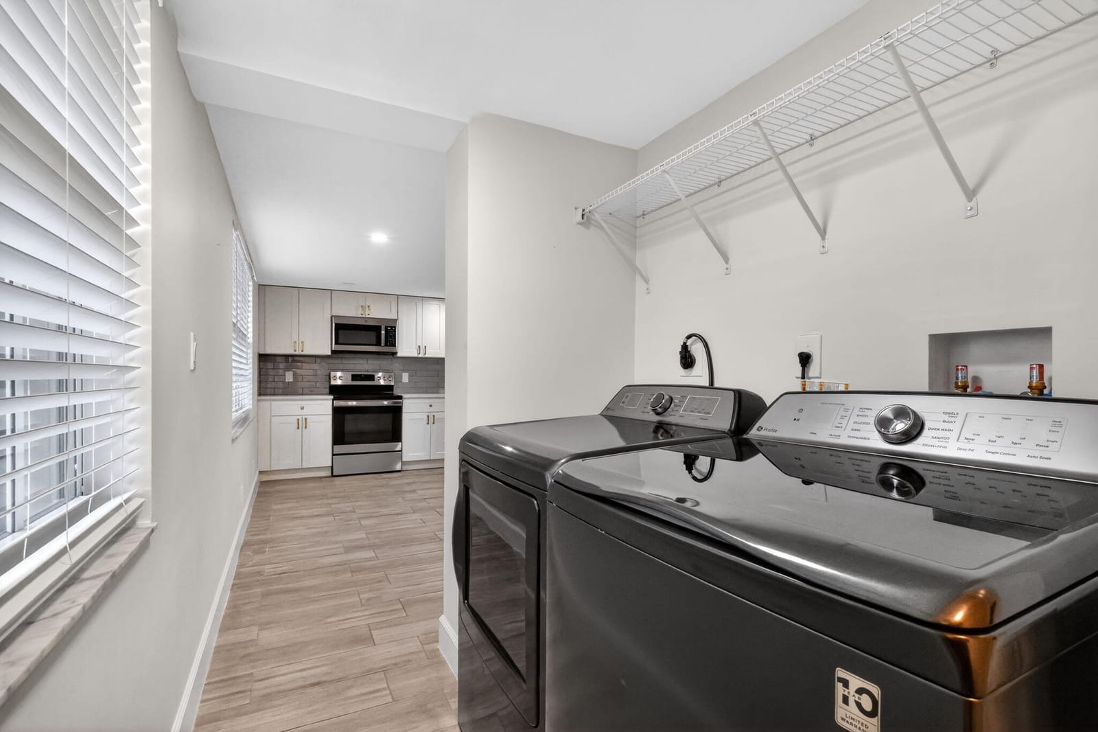 545 Oaks Lane 409, Pompano Beach, FL 33069 photo 25