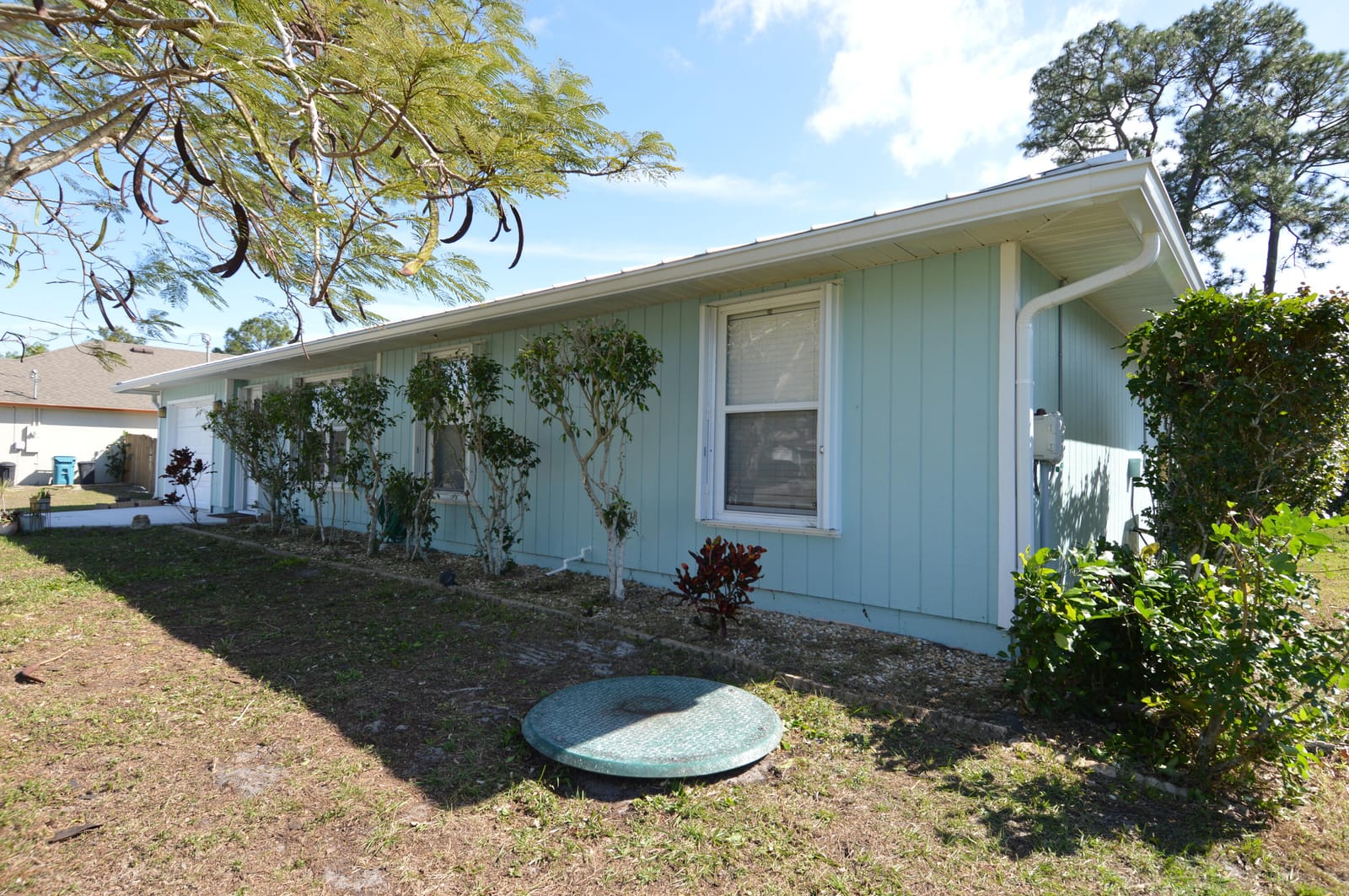 392 SE Walters Terrace — photo 4