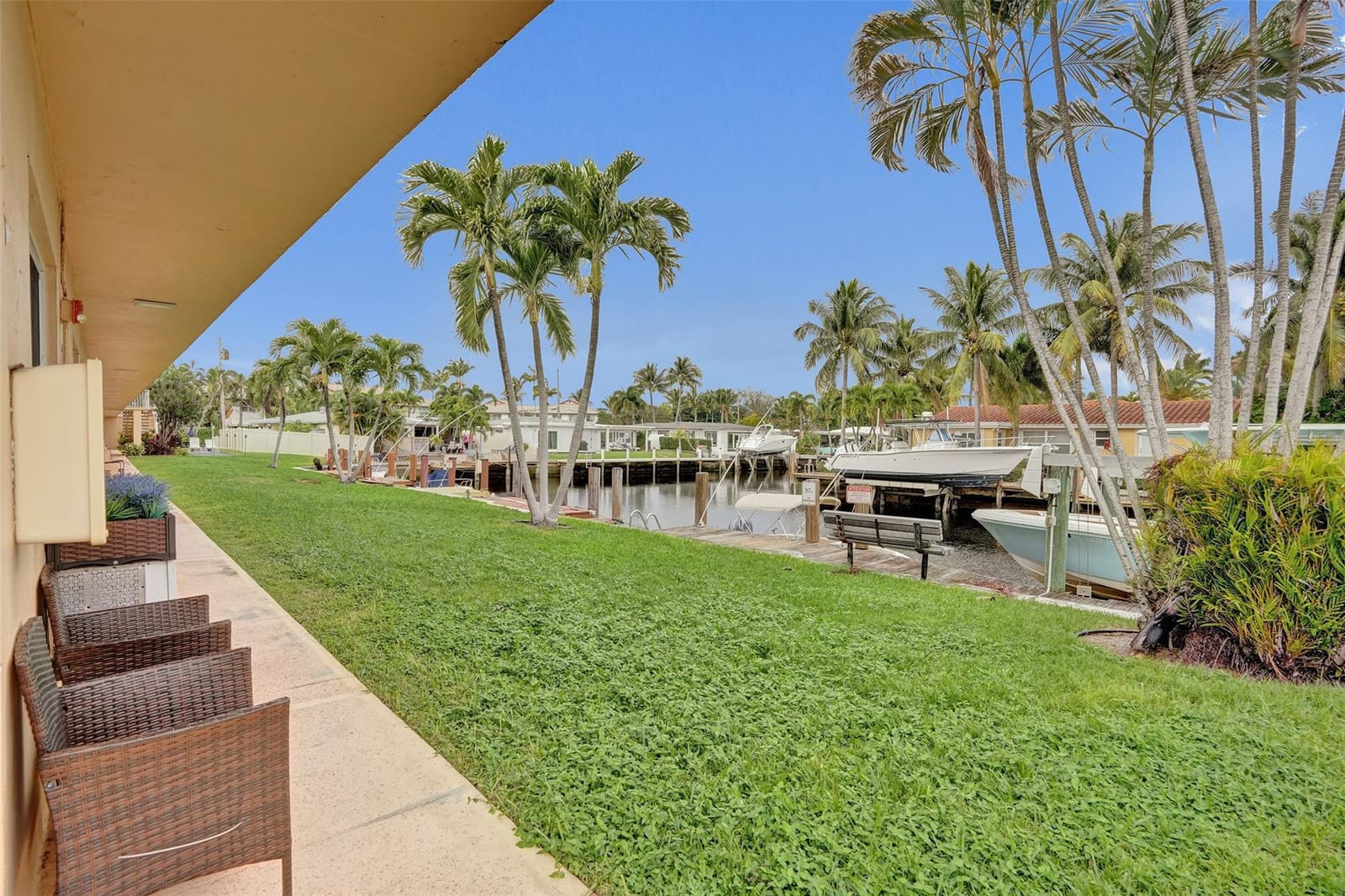 301 E Mcnab Road 115, Pompano Beach, FL 33060 photo 3