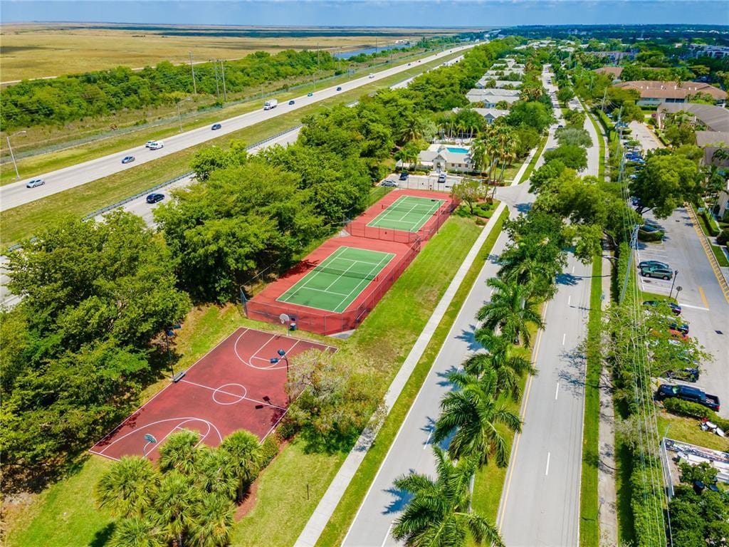 11000 Middle Golf Court, Tamarac, FL 33321 photo 24