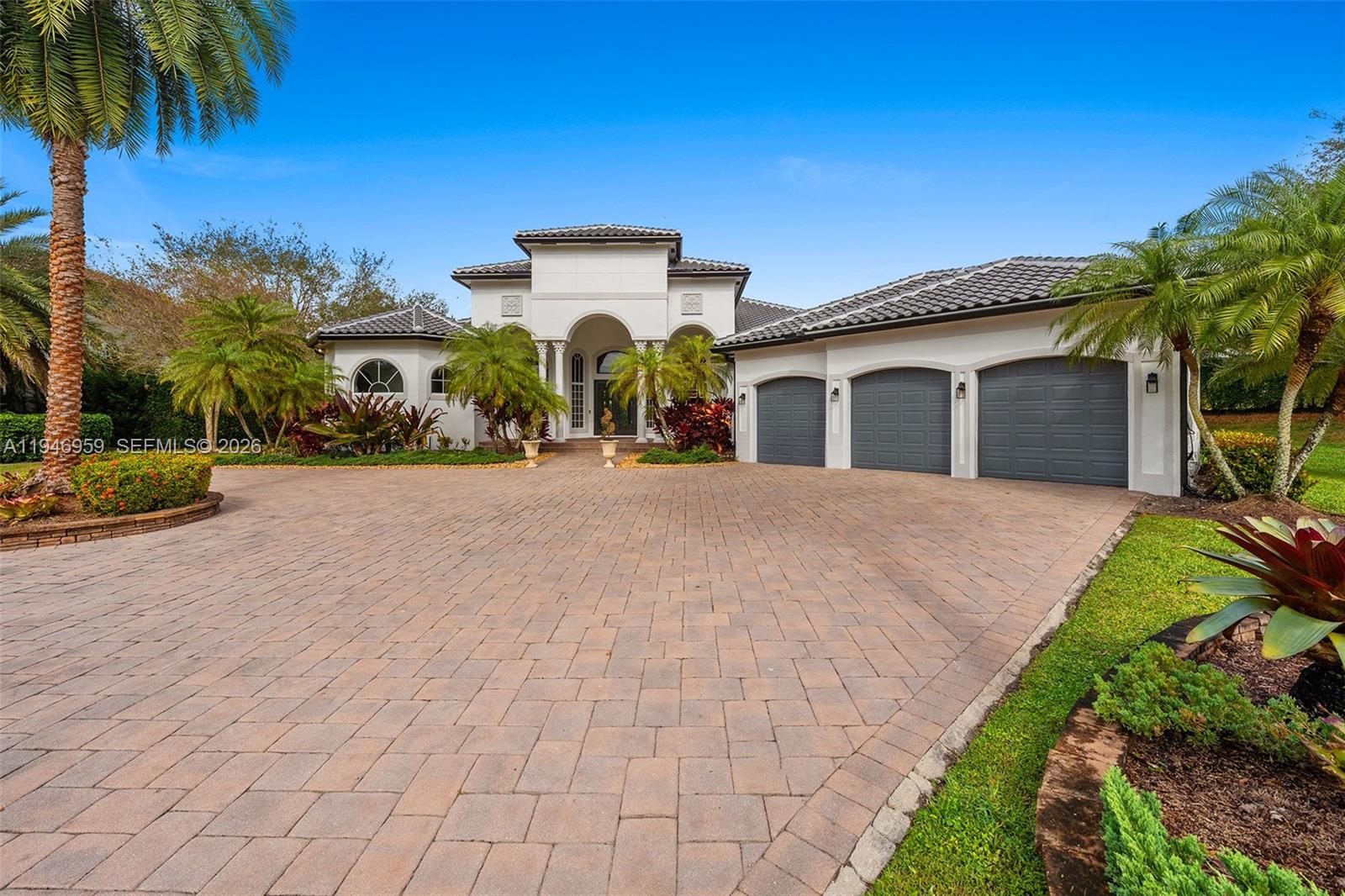 12401 N Stonebrook Circle, Davie, FL 33330, Davie