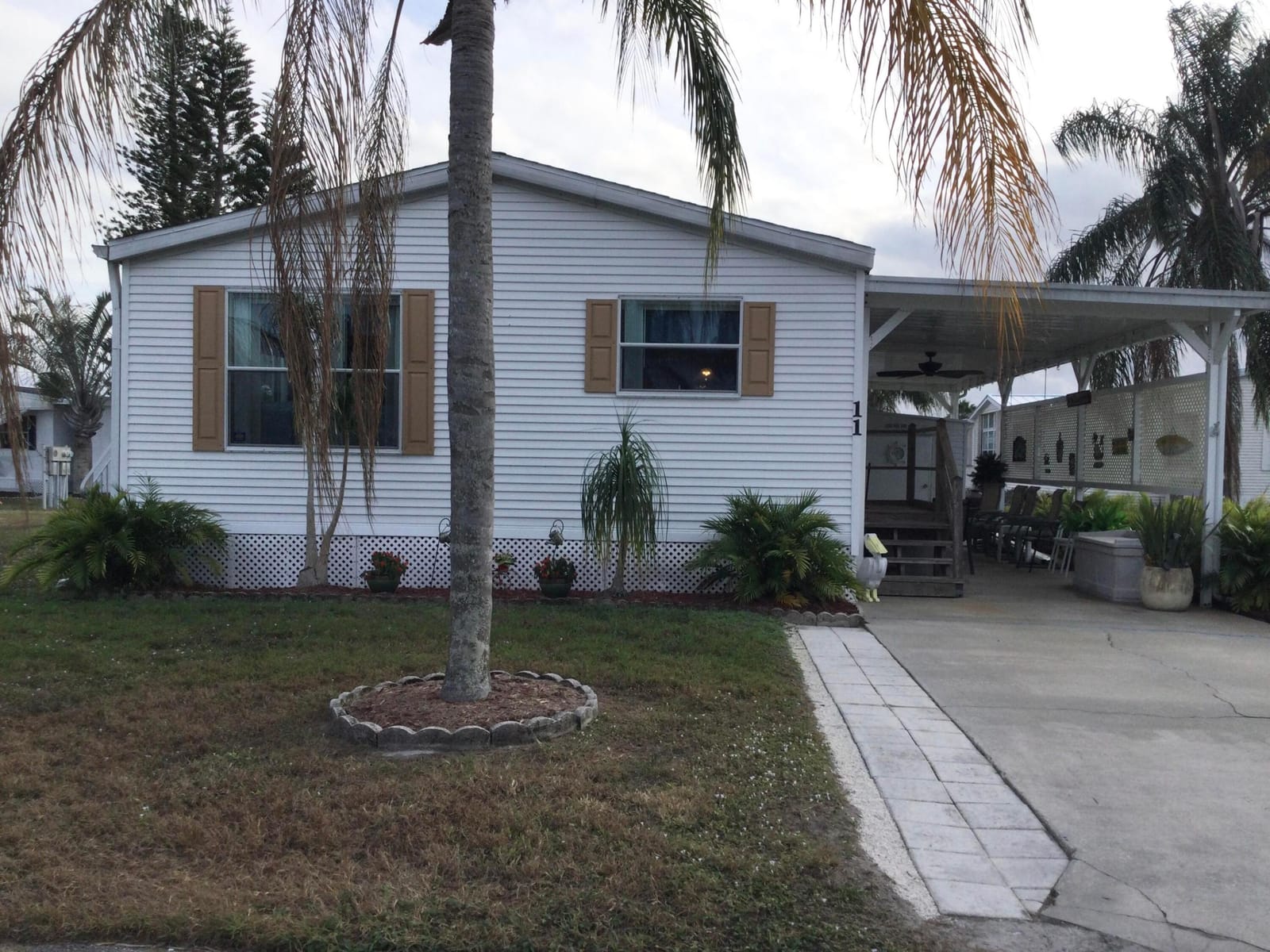 11 SE Hidalgo Lane — photo 2