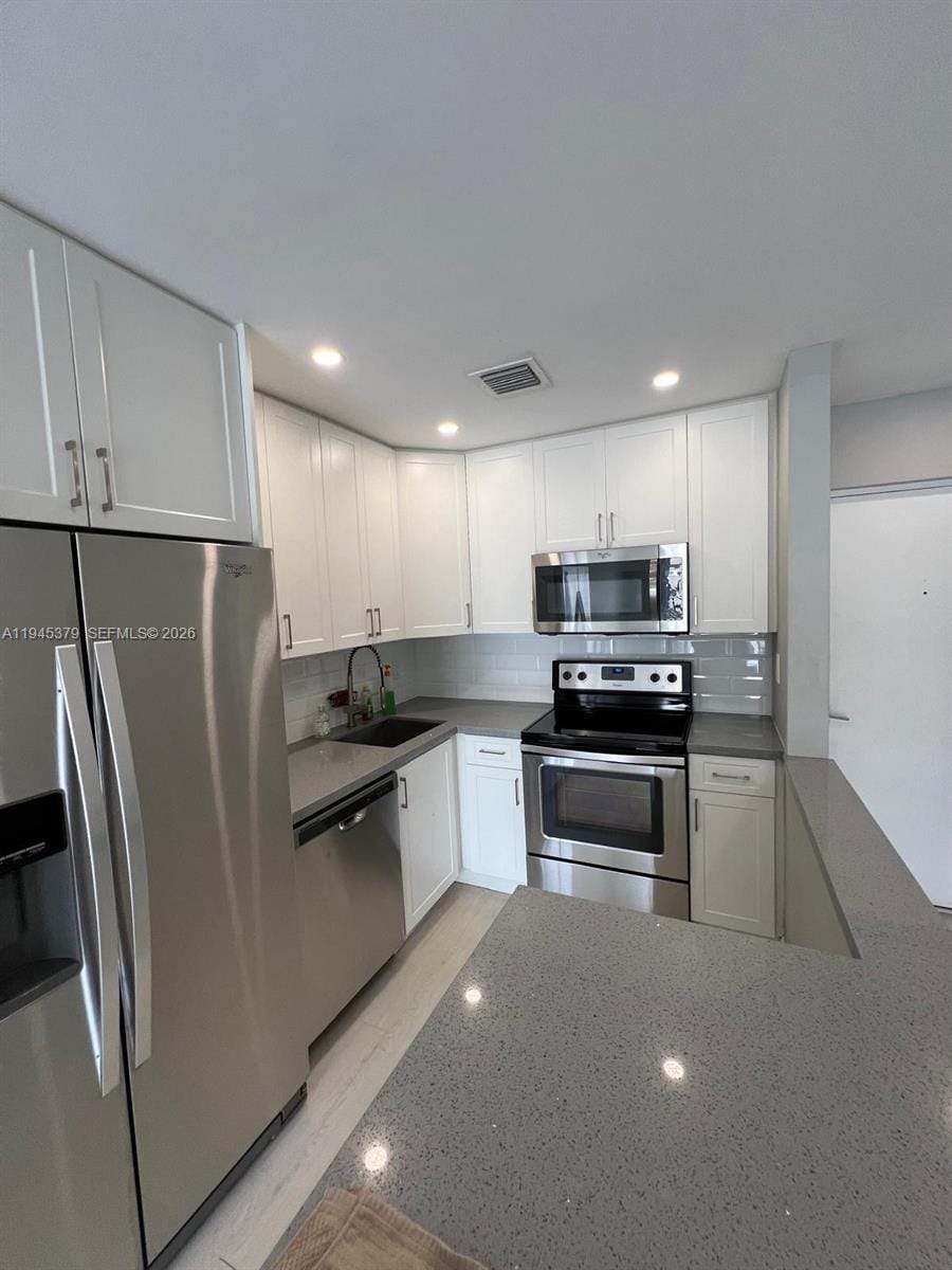 3642 NE 171st Street 504 — photo 3