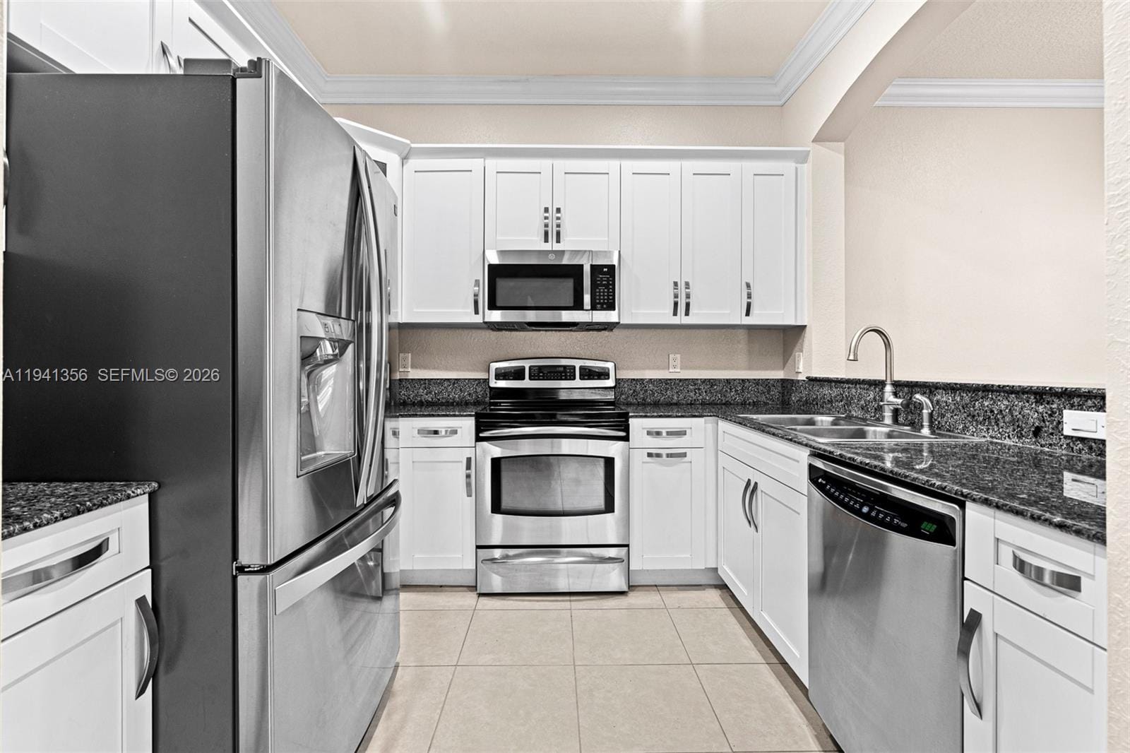 2501 SW 99th Way, Miramar, FL 33025 photo 14