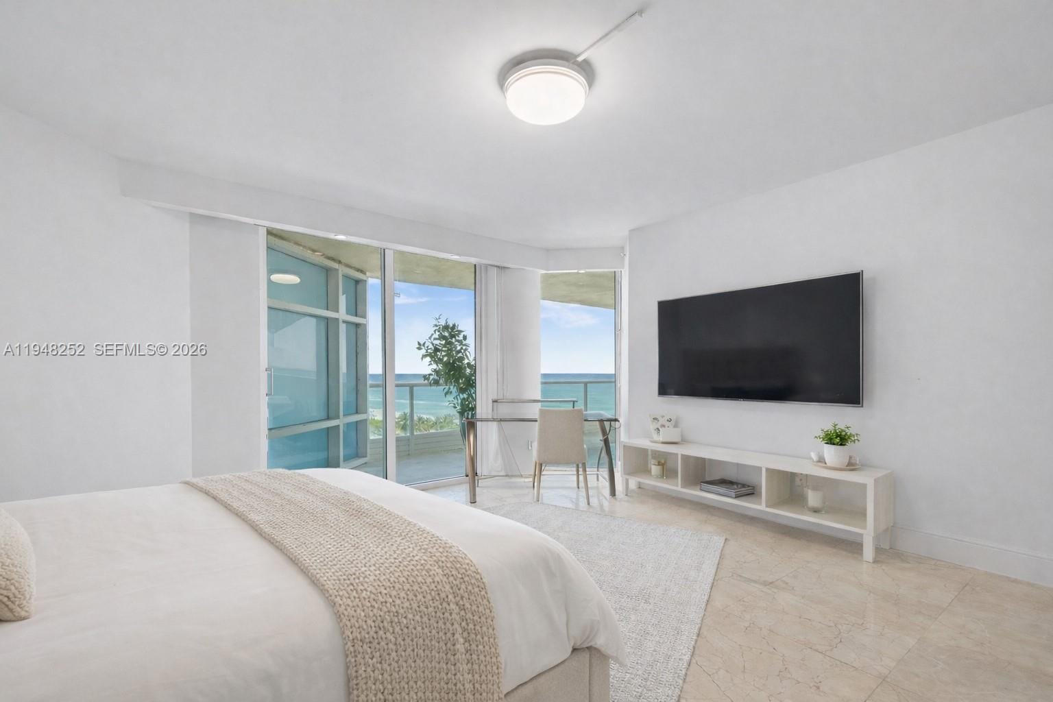 5025 Collins Avenue 903 — photo 3