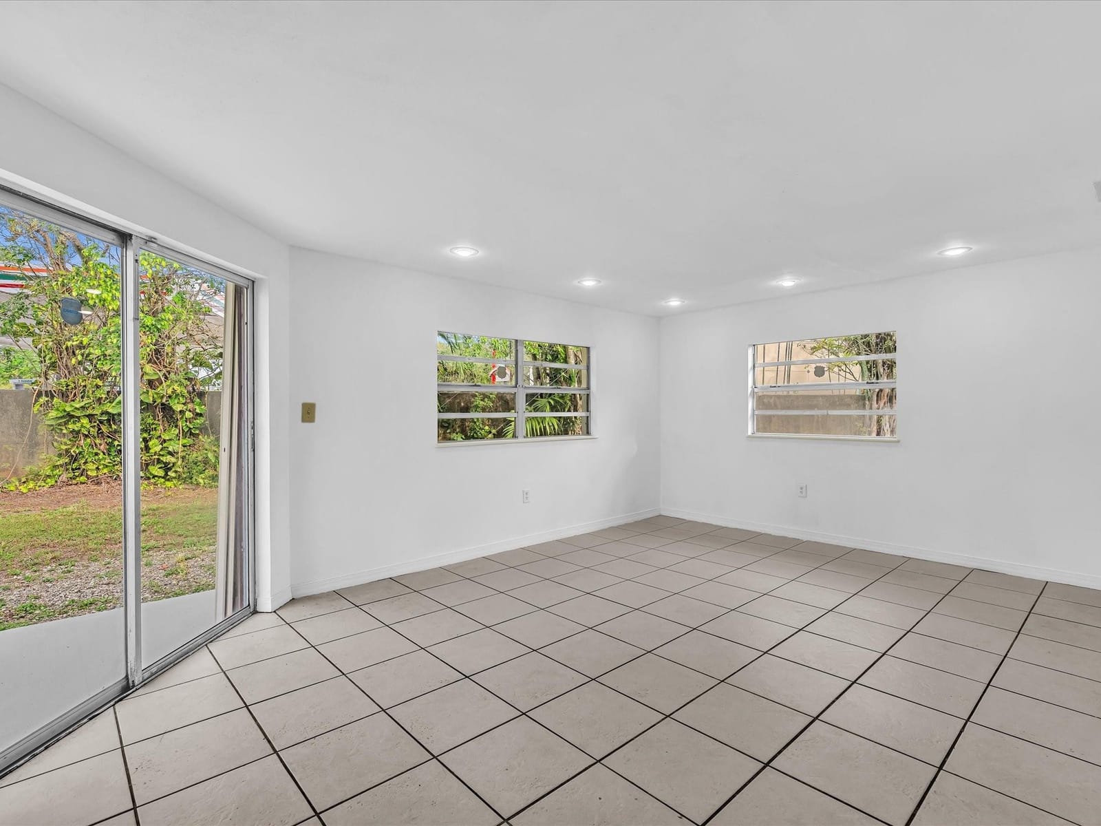 7971 NW 16th Street, Pembroke Pines, FL 33024 photo 13