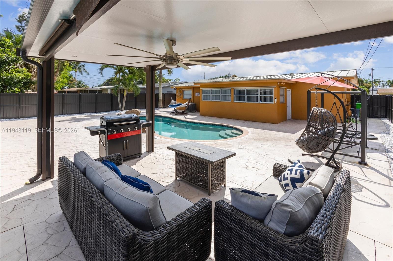 6541 NW 24th Street, Sunrise, FL 33313