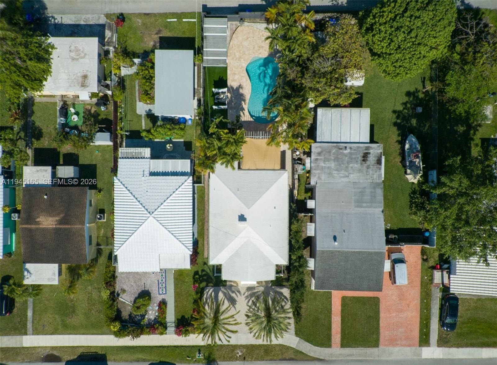 1627 Moffett Street, Hollywood, FL 33020 photo 3