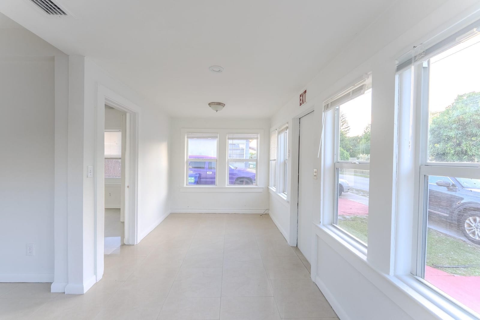 521 S 24th Avenue — photo 7