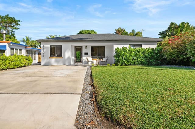 1604 NE 16th Avenue, sold in Poinsettia Heights, Fort Lauderdale, FL