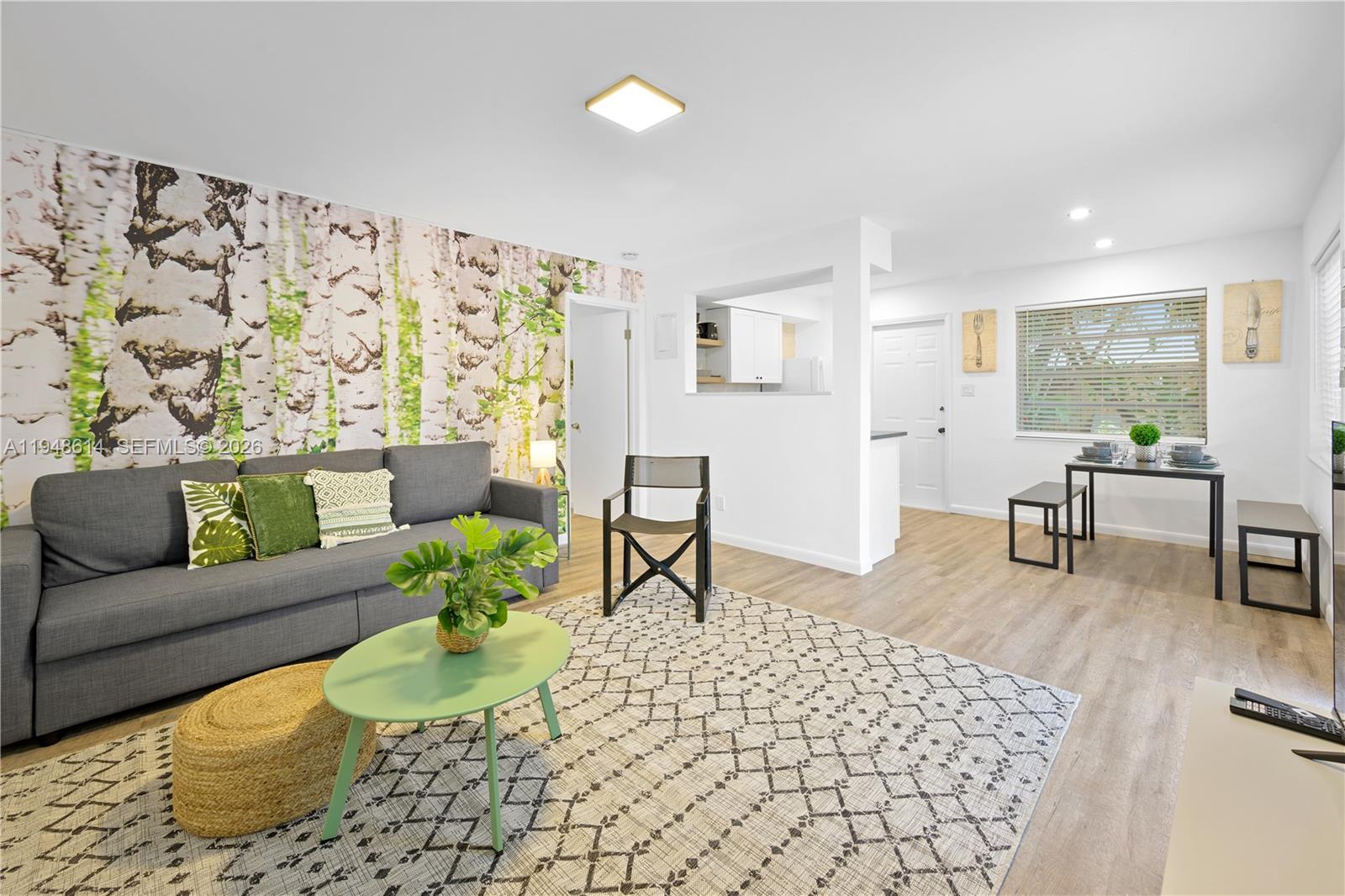 1730 NE 7th Street 1-5 — photo 3