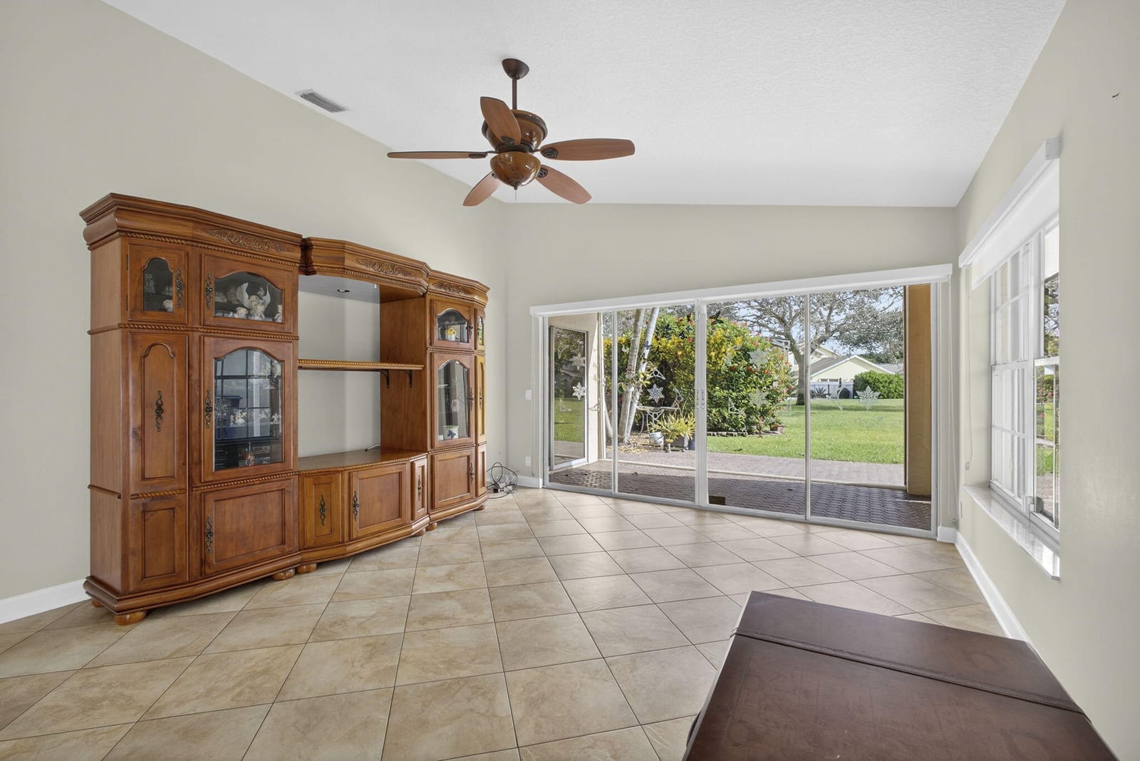 8888 Odell Drive, Boynton Beach, FL 33472 photo 13