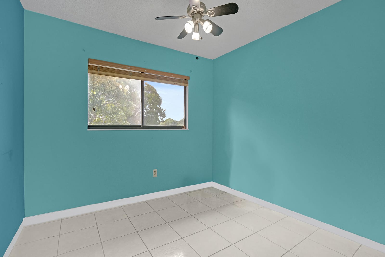 9933 N Belfort Circle 201, Tamarac, FL 33321 photo 25