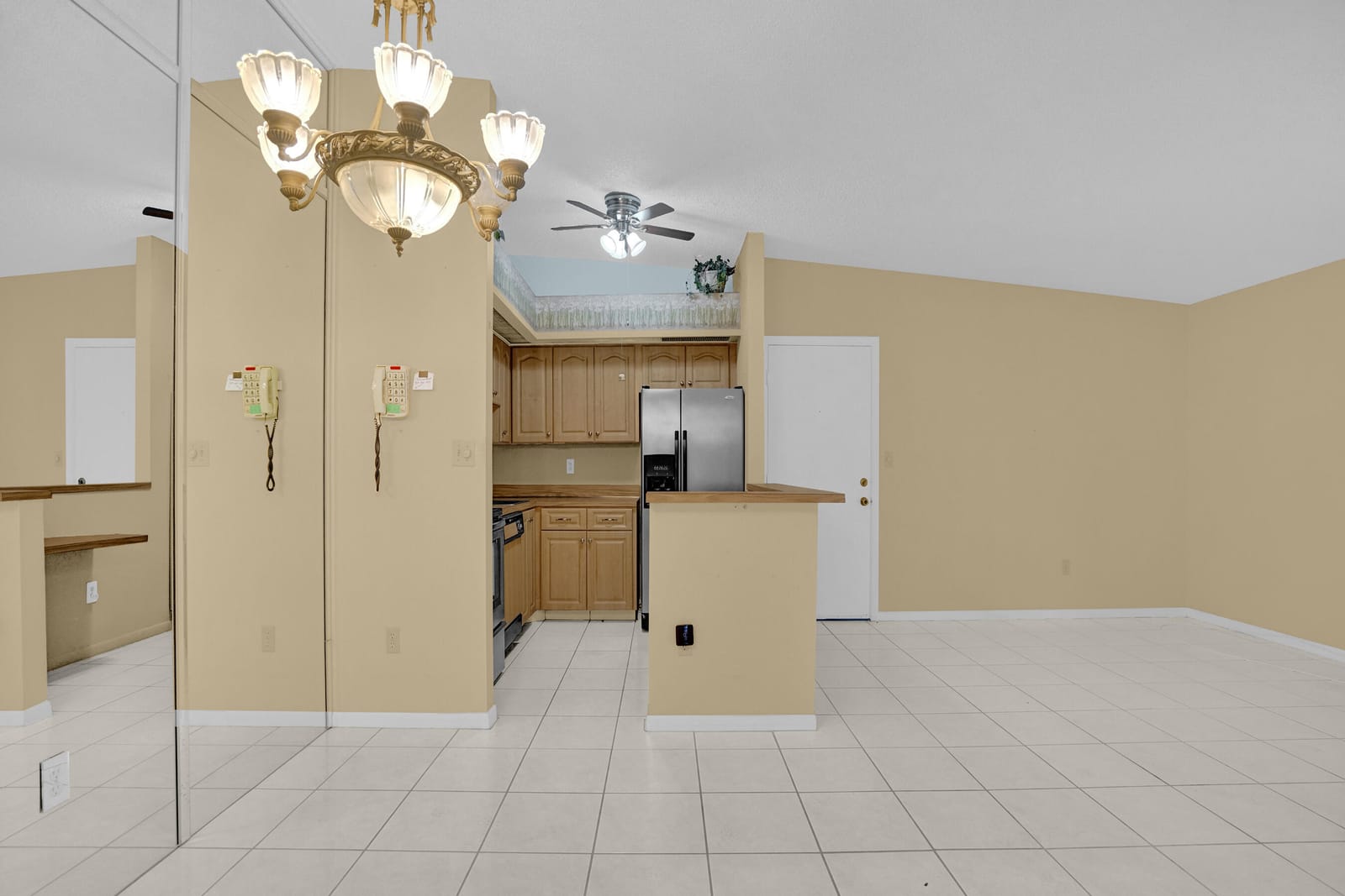 9933 N Belfort Circle 201 — photo 7