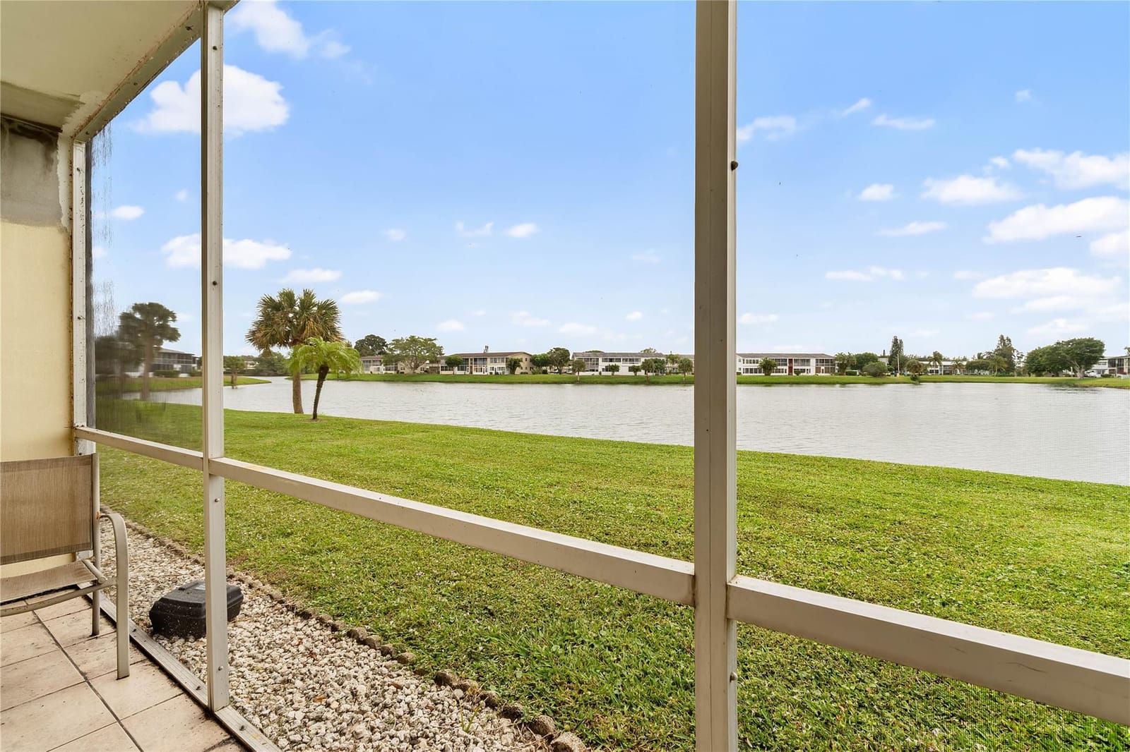 174 Chatham I I, West Palm Beach, FL 33417 photo 19