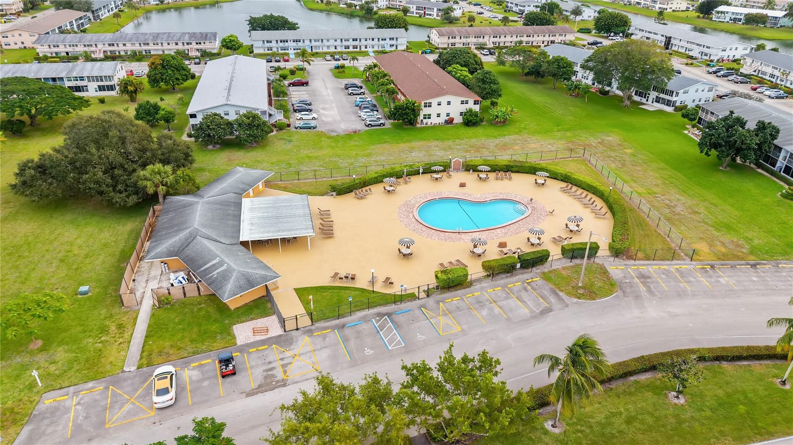 174 Chatham I I, West Palm Beach, FL 33417 photo 21