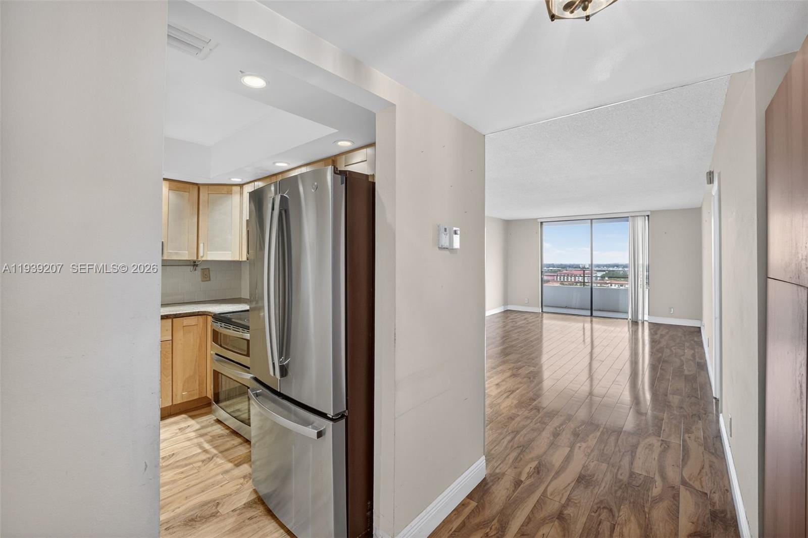 600 Three Islands Boulevard 1008, Hallandale Beach, FL 33009 photo 11