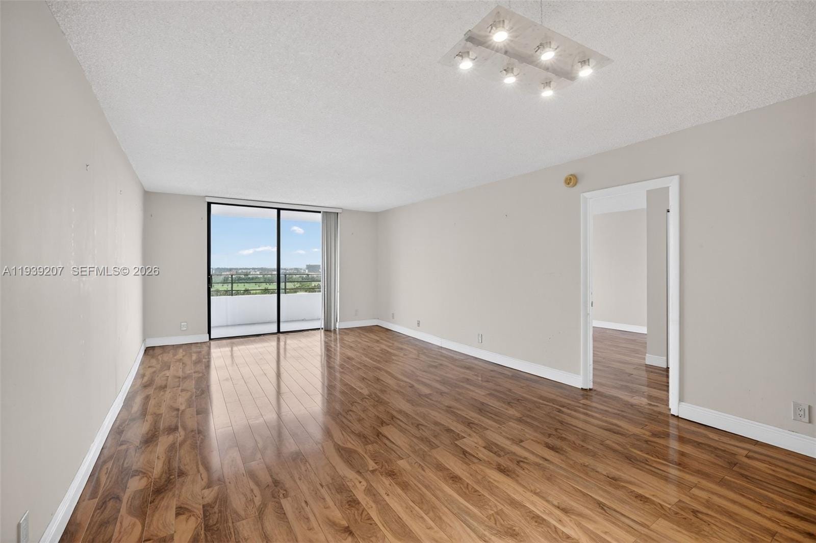 600 Three Islands Boulevard 1008, Hallandale Beach, FL 33009 photo 14