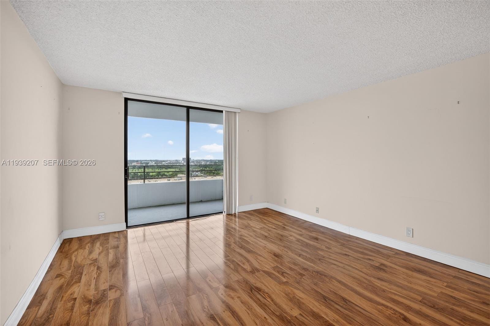 600 Three Islands Boulevard 1008, Hallandale Beach, FL 33009 photo 15