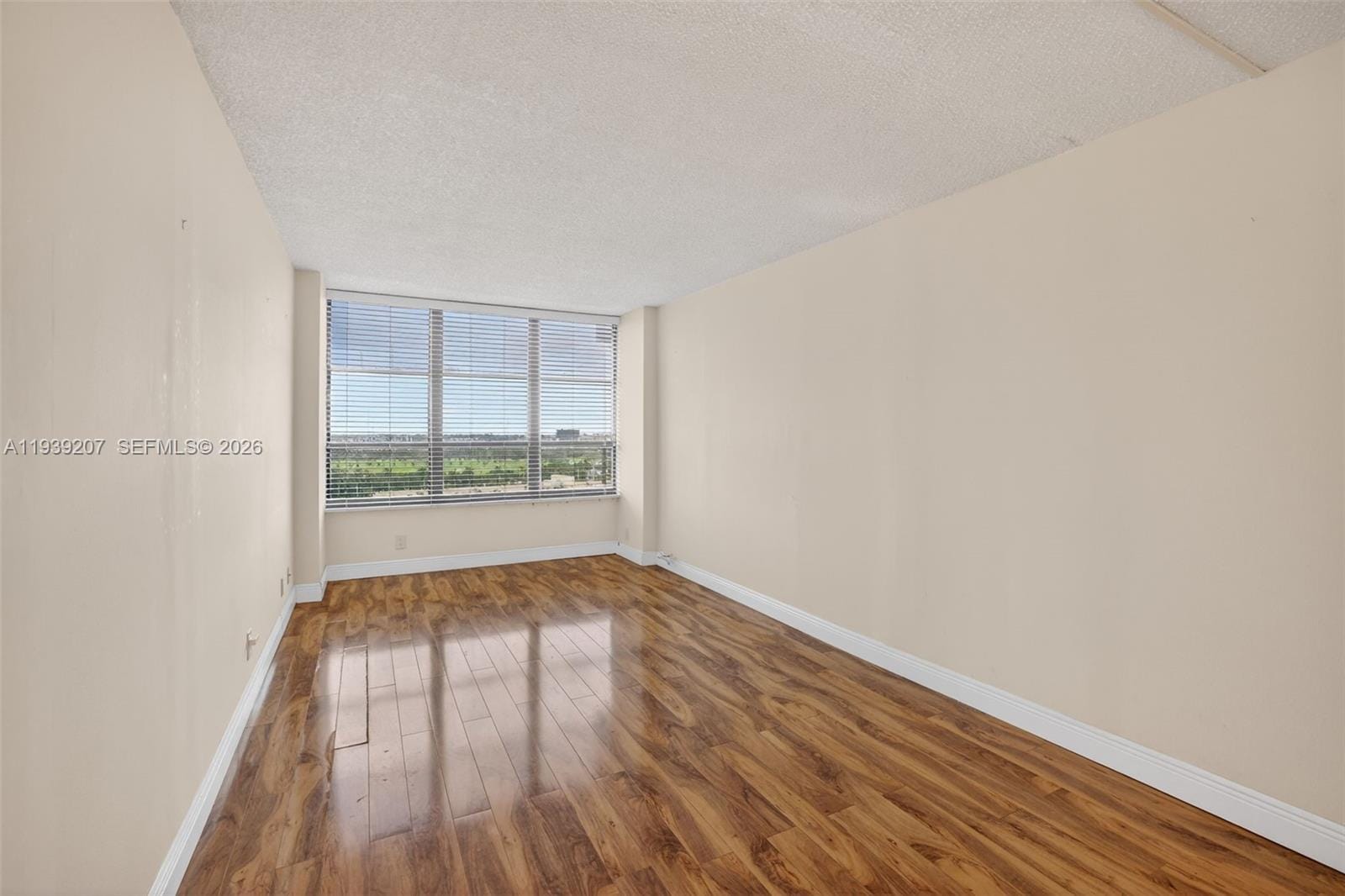 600 Three Islands Boulevard 1008, Hallandale Beach, FL 33009 photo 23