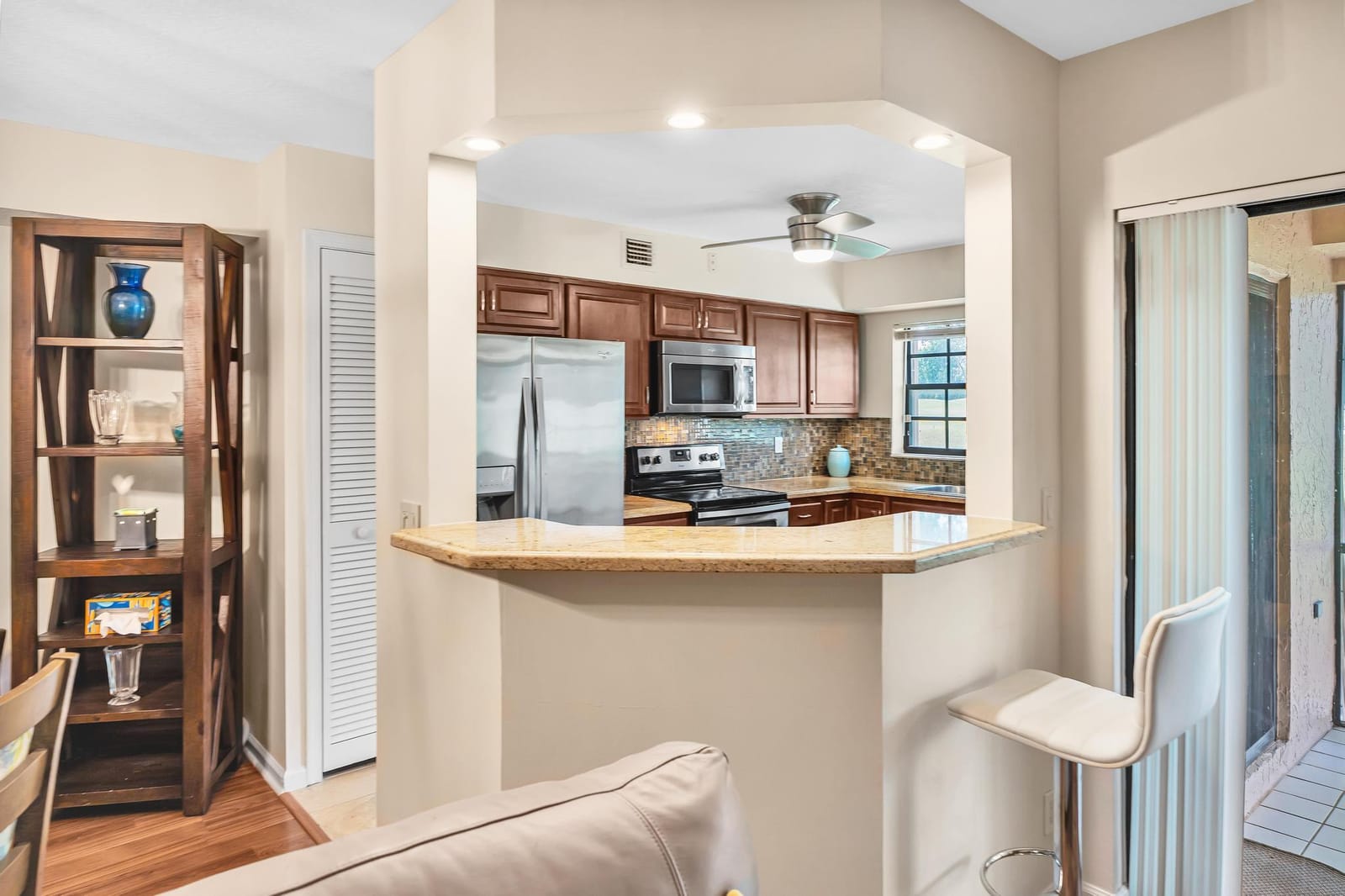 17372 Boca Club Boulevard 405, Boca Raton, FL 33487 photo 27
