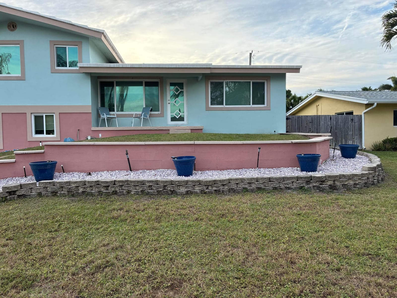 813 SE 10th Terrace Terrace — photo 2