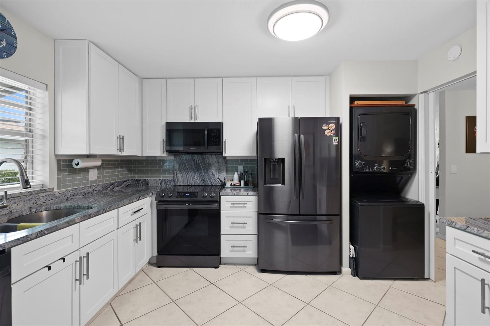 943 Savannas Point Drive D — photo 3