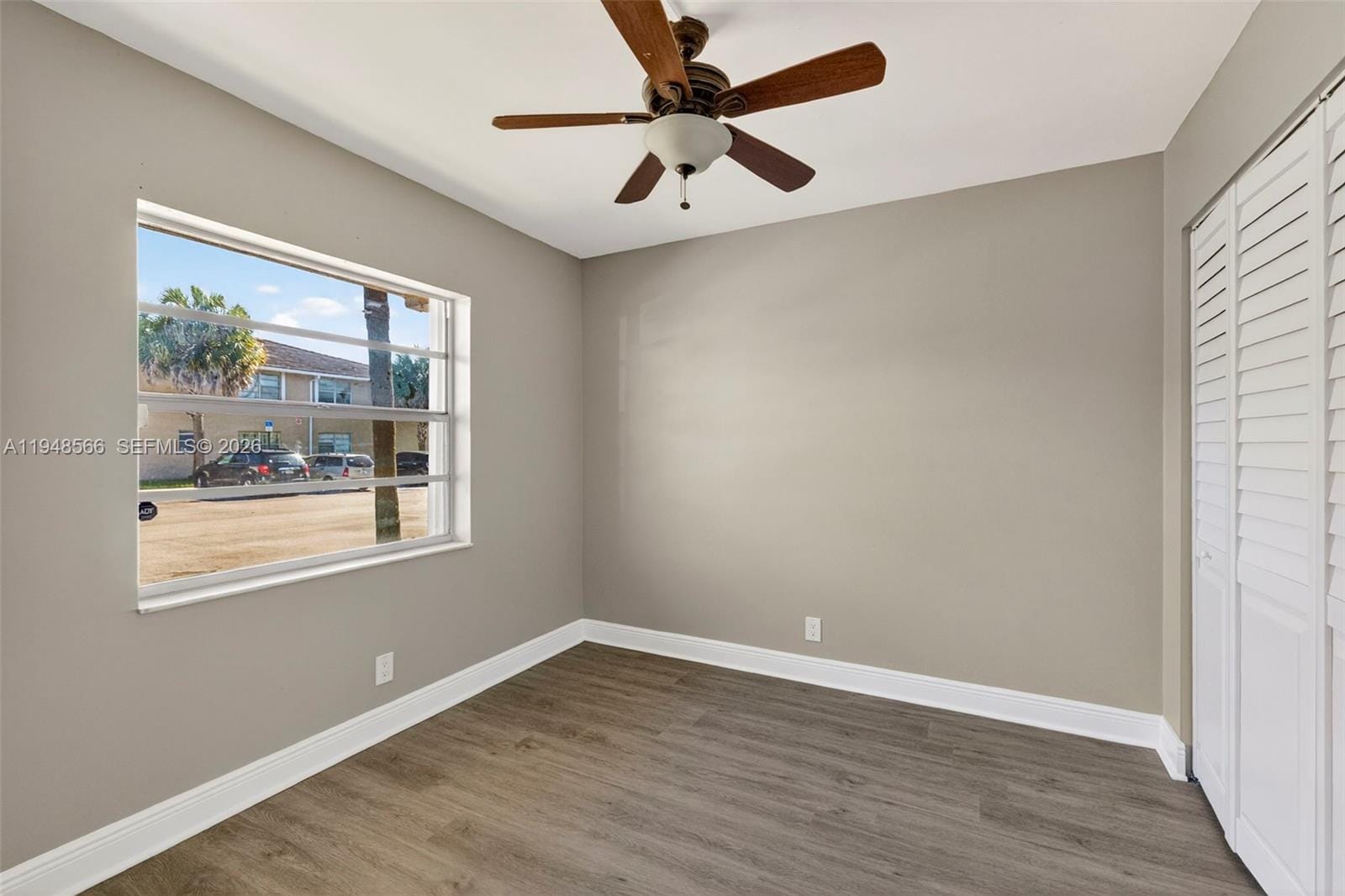 908 Twin Lakes Drive 8C, Coral Springs, FL 33071 photo 18