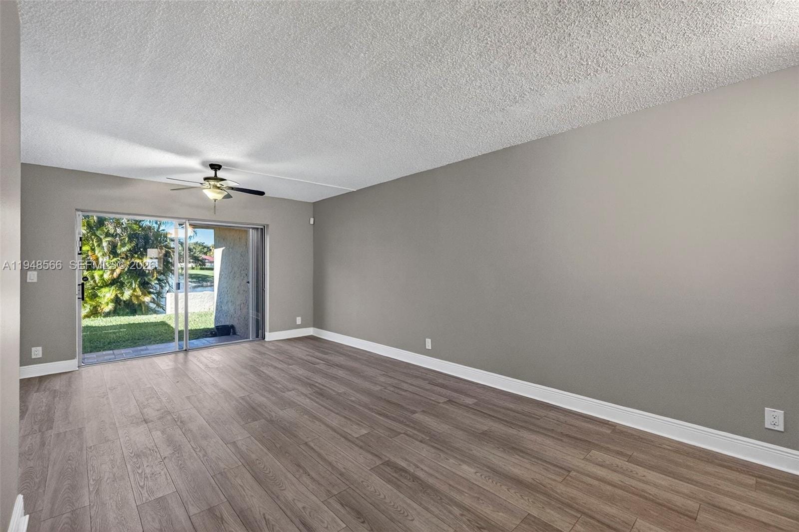 908 Twin Lakes Drive 8C, Coral Springs, FL 33071 photo 10