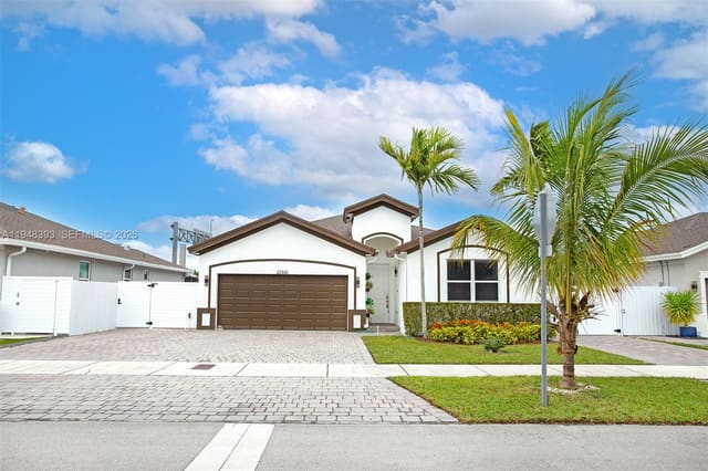 27440 SW 135th Ave Road, sold in A H At Turnpike South Sec, Homestead, FL