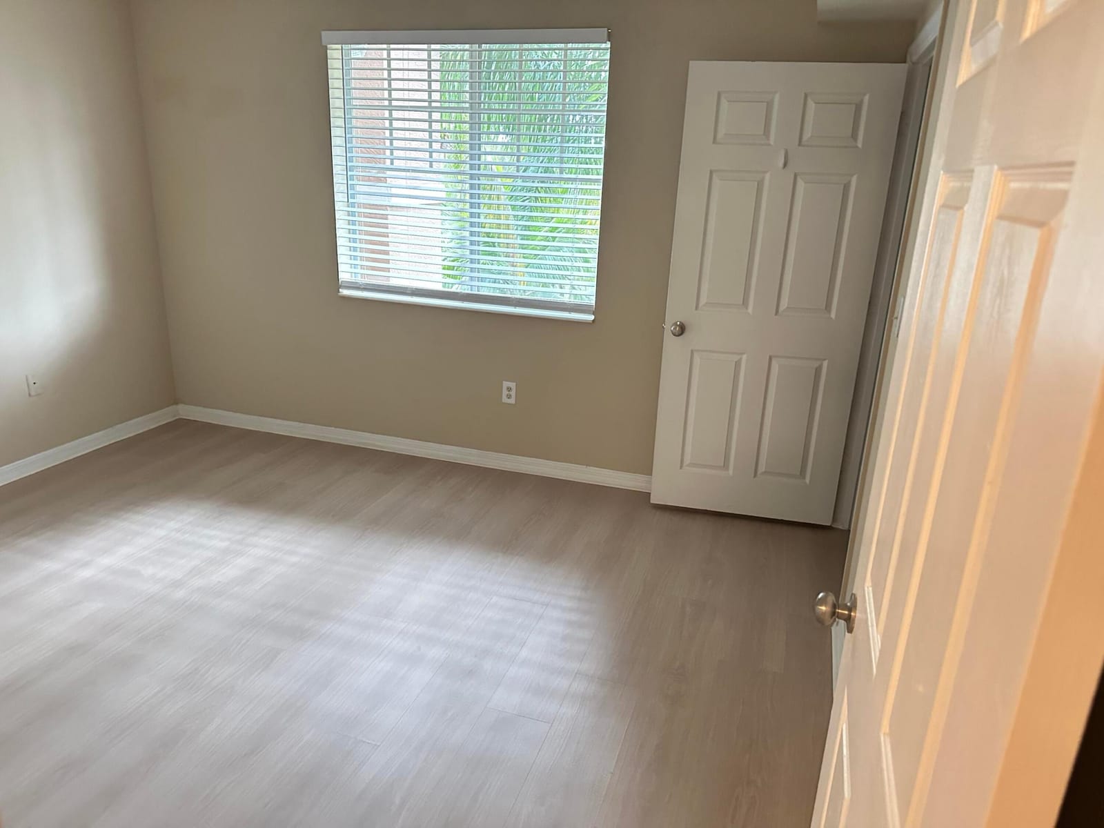 6521 Emerald Dunes Drive 307, West Palm Beach, FL 33411 photo 25