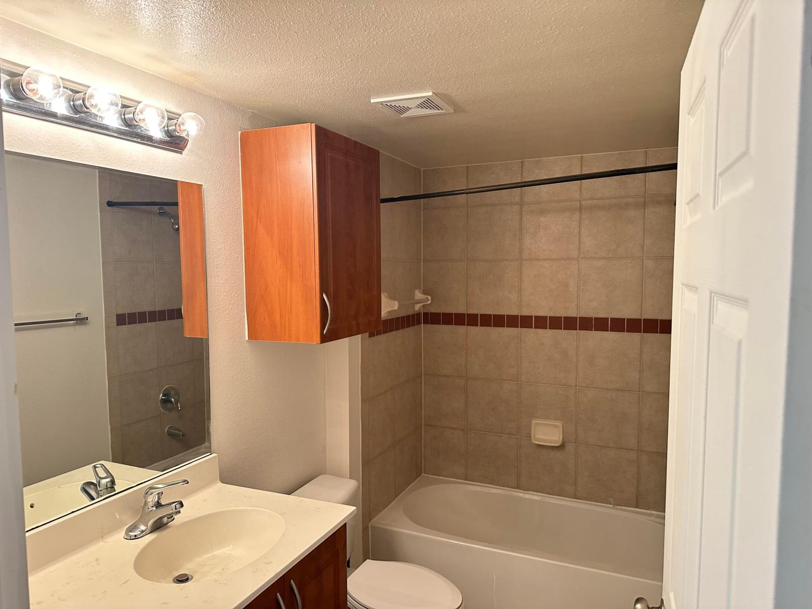 6521 Emerald Dunes Drive 307, West Palm Beach, FL 33411 photo 8