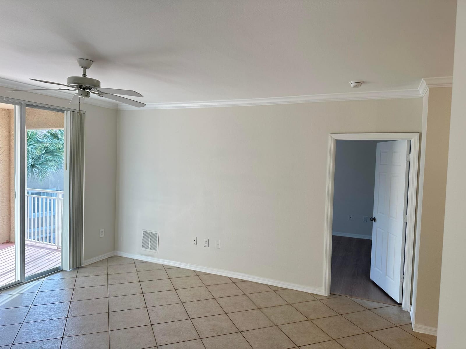 6521 Emerald Dunes Drive 307, West Palm Beach, FL 33411 photo 9