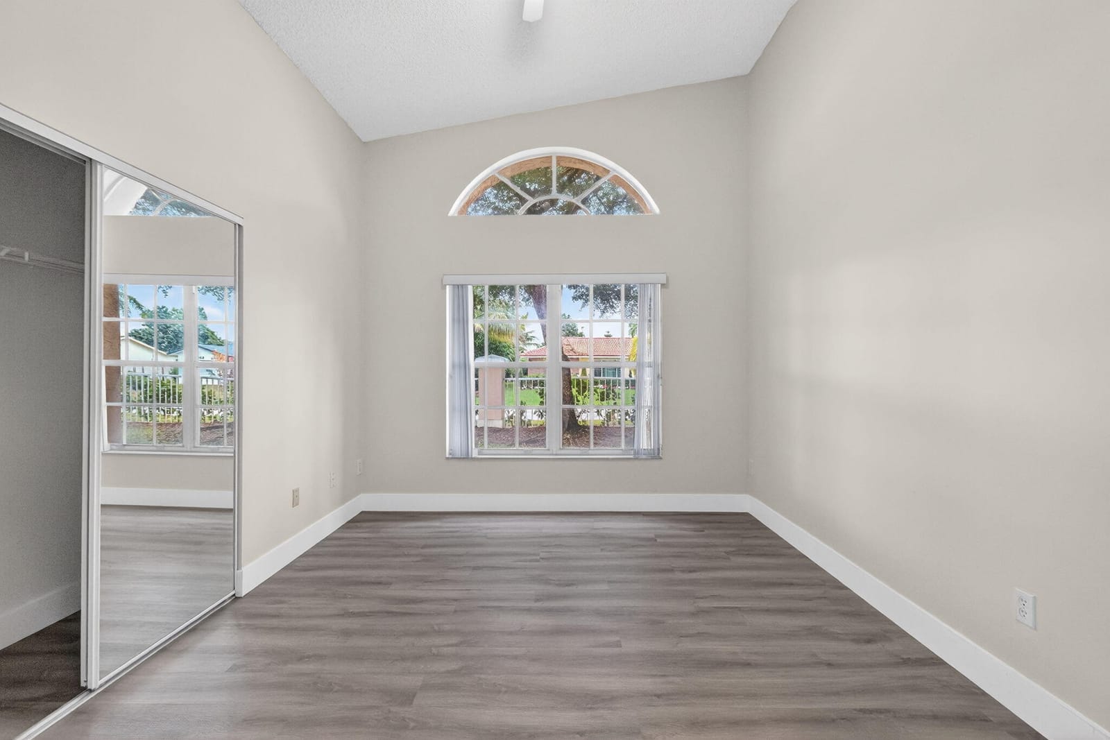 9910 Malvern Drive, Tamarac, FL 33321 photo 20