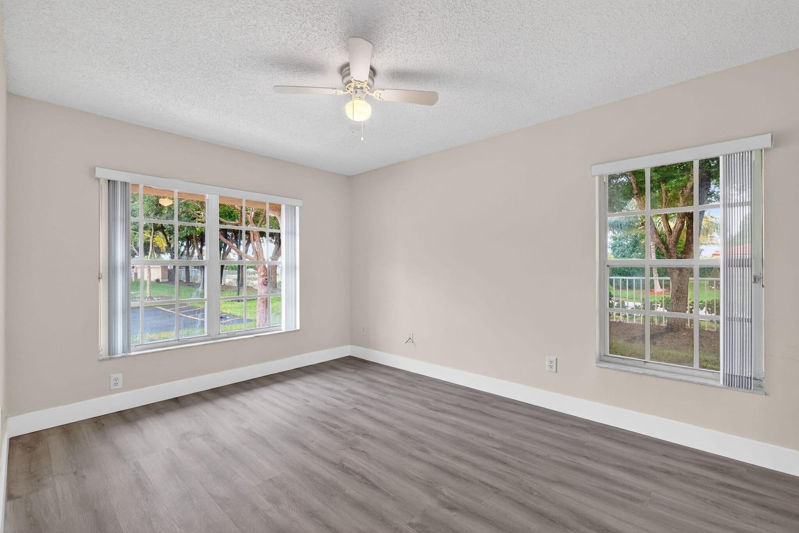9910 Malvern Drive, Tamarac, FL 33321 photo 23