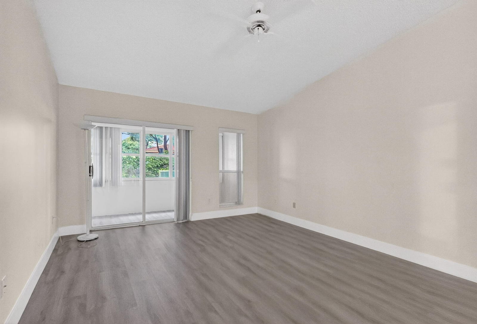 9910 Malvern Drive, Tamarac, FL 33321 photo 26