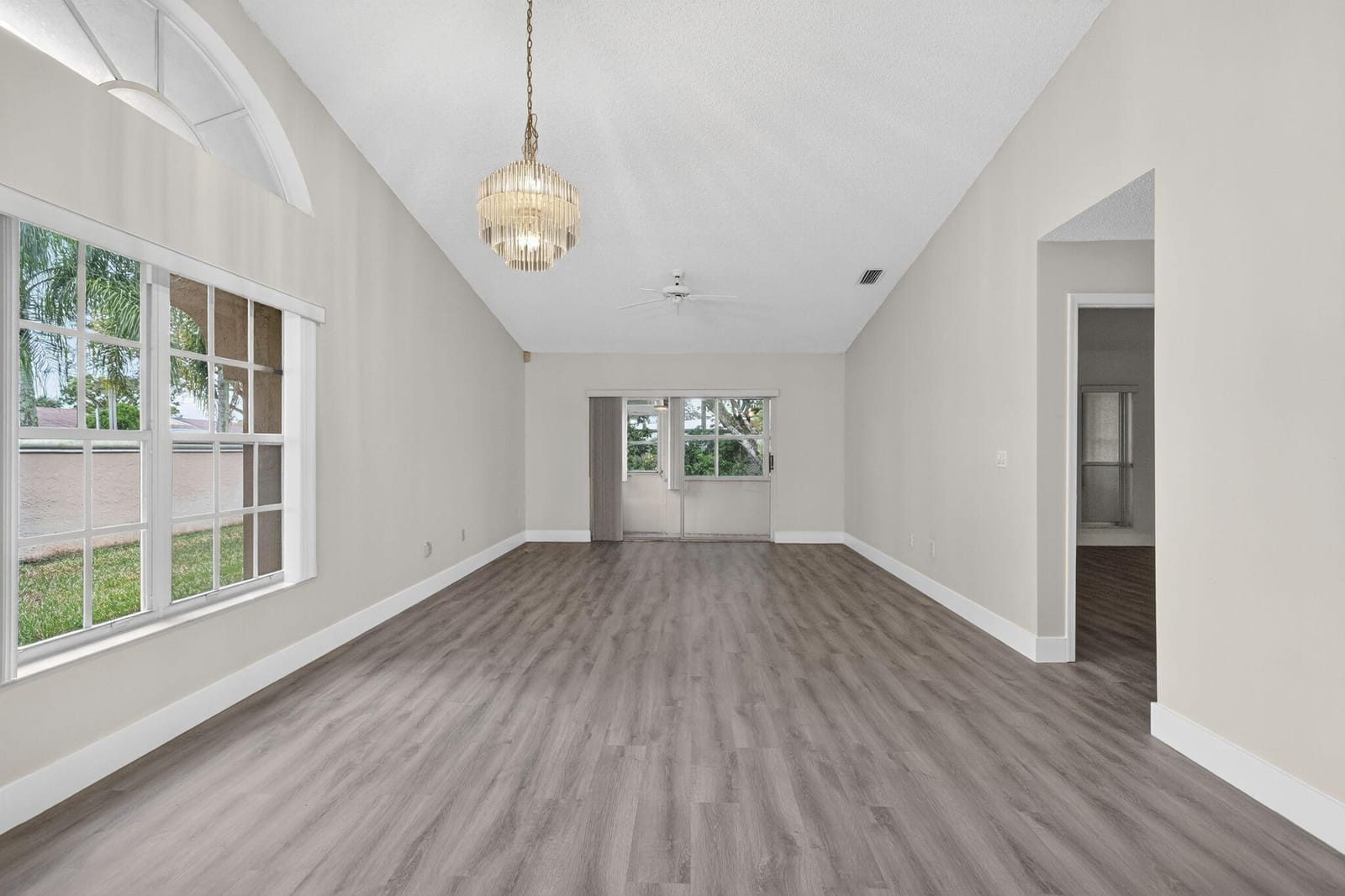 9910 Malvern Drive — photo 6
