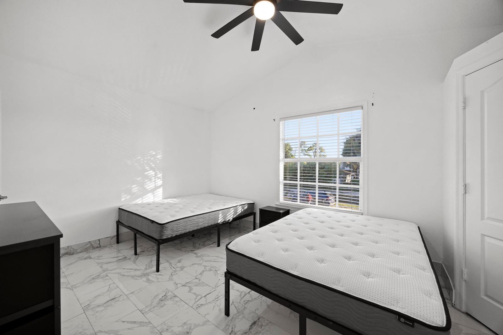 4337 Springfield Street — photo 10