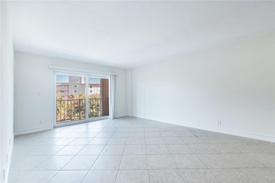 950 Ponce De Leon Road 408, Boca Raton, FL 33432 photo 22