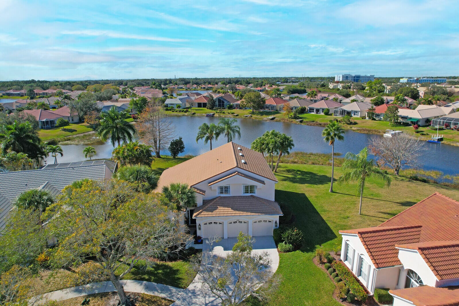 620 SW Barbuda Bay — photo 2