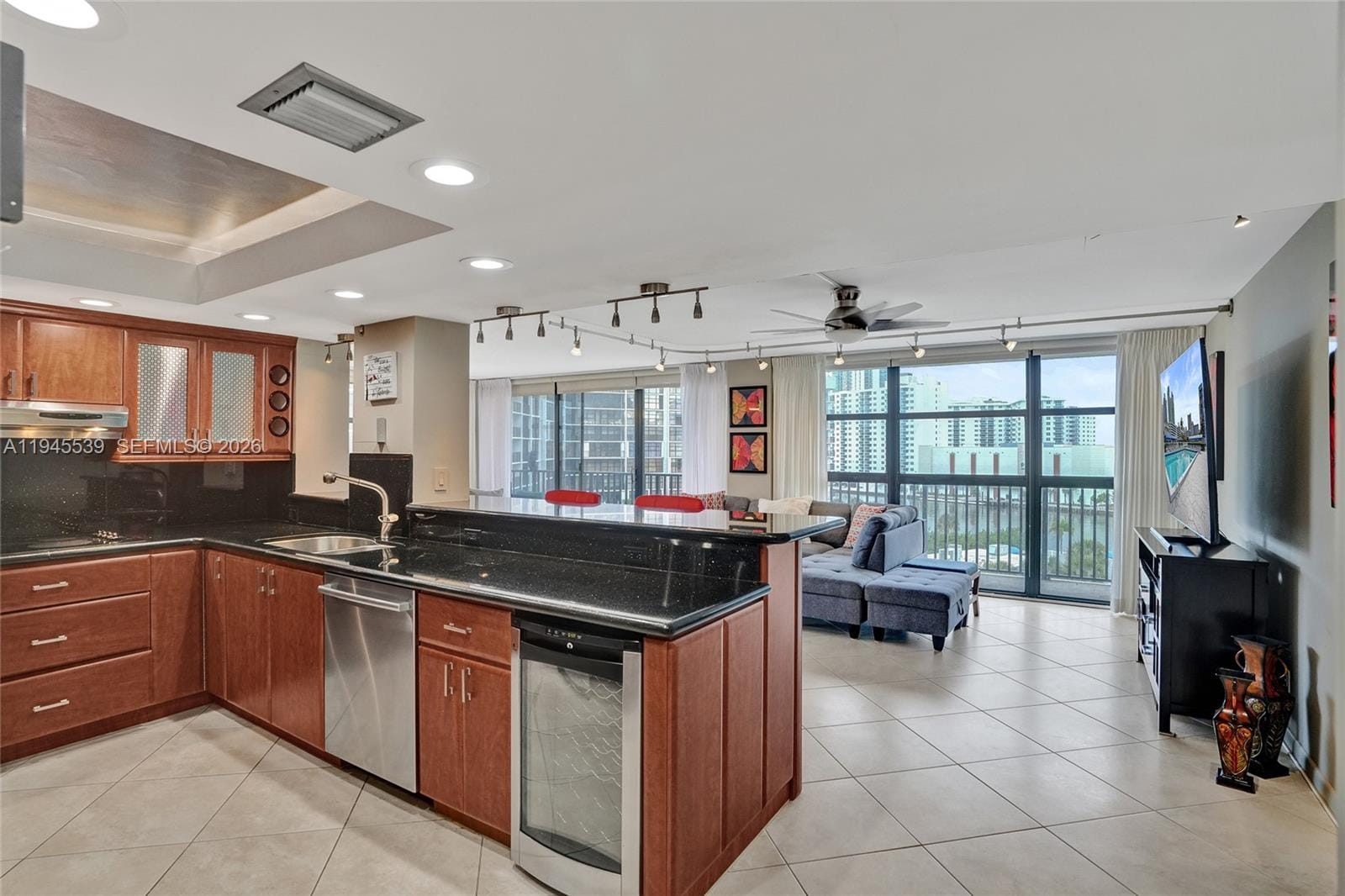 400 Leslie Drive 710, Hallandale Beach, FL 33009 photo 2