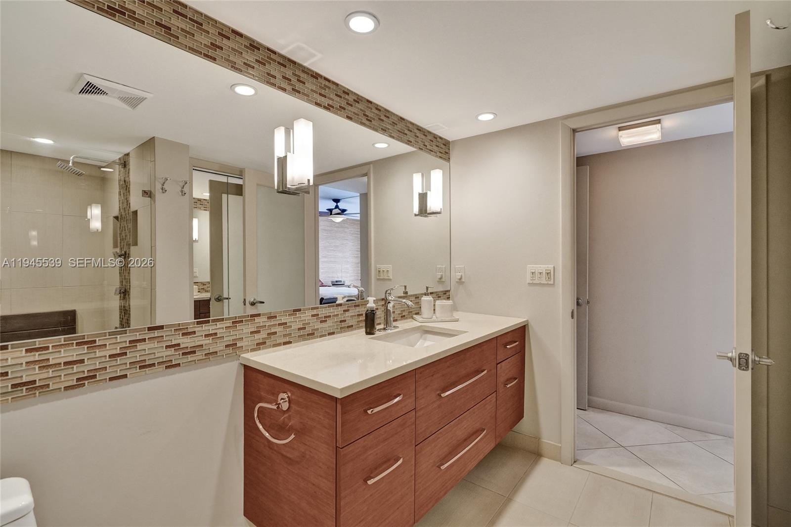 400 Leslie Drive 710, Hallandale Beach, FL 33009 photo 26