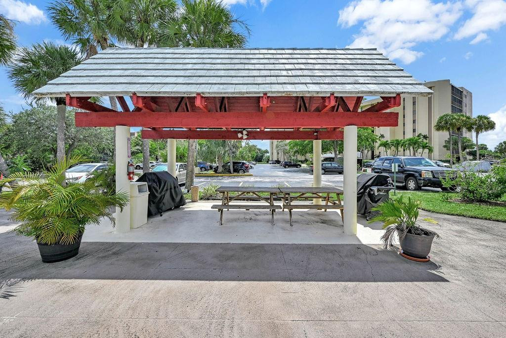 7200 Radice Court 107 — photo 4